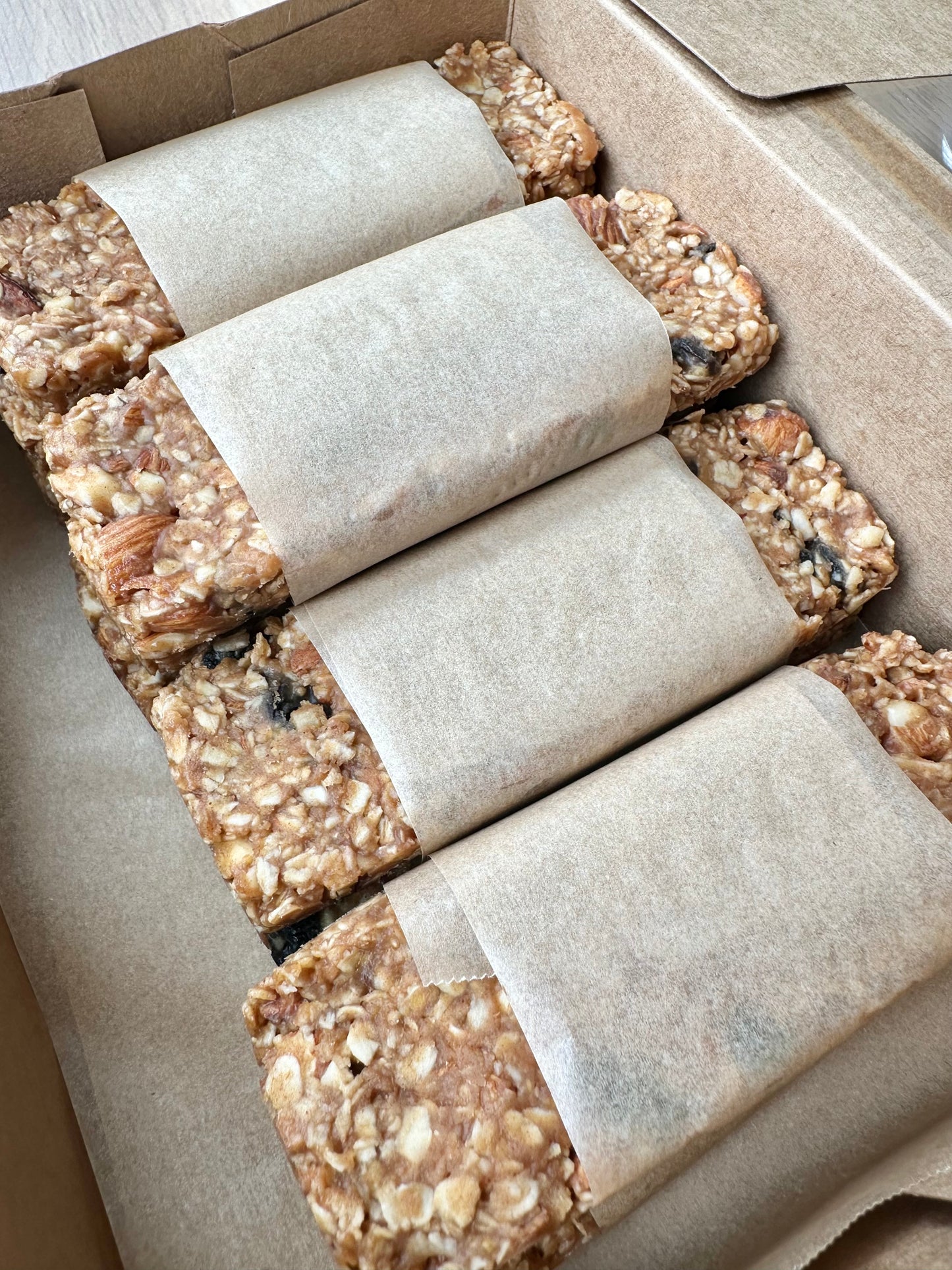 Cinnamon Raisin Granola Bars
