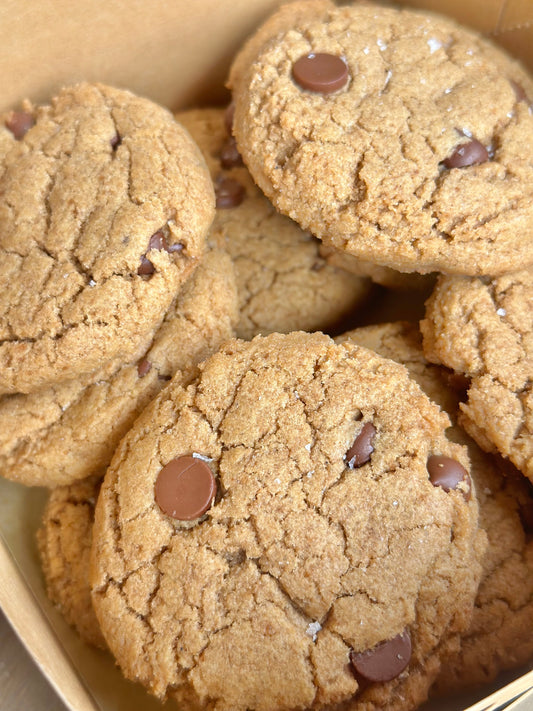 Bakery-Style Chocolate Chip Cookies